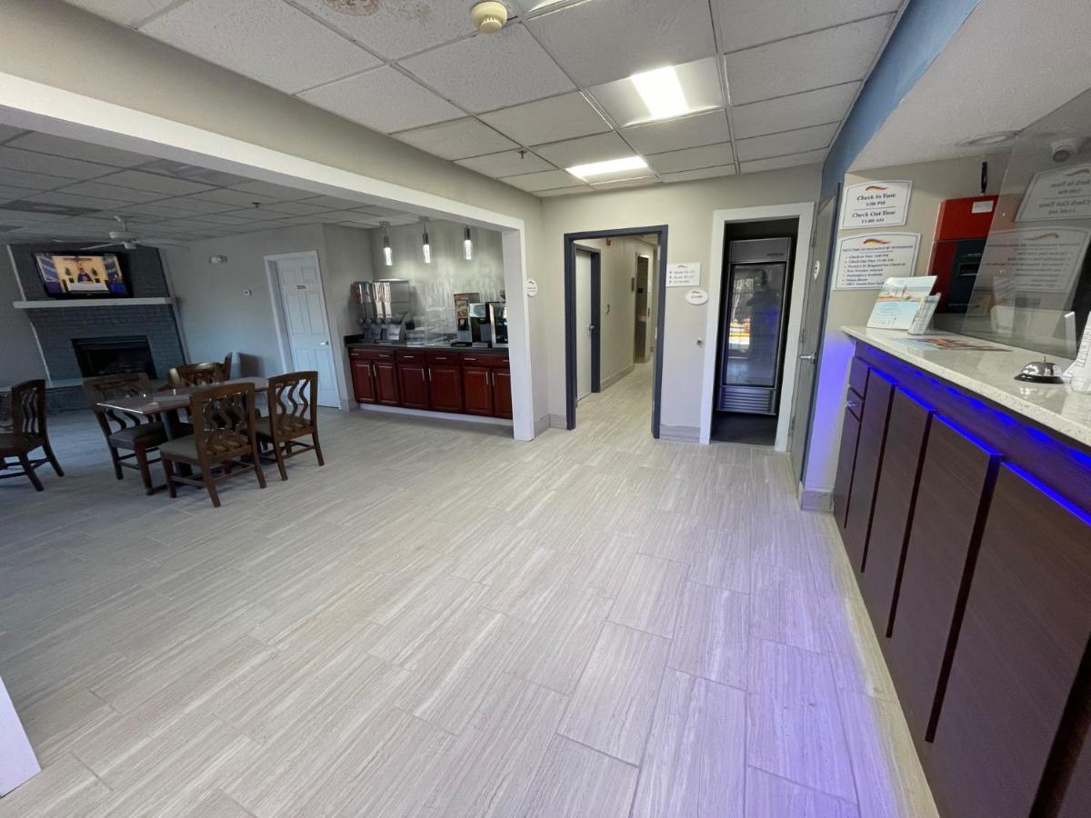 Baymont By Wyndham Adairsville Eksteriør billede